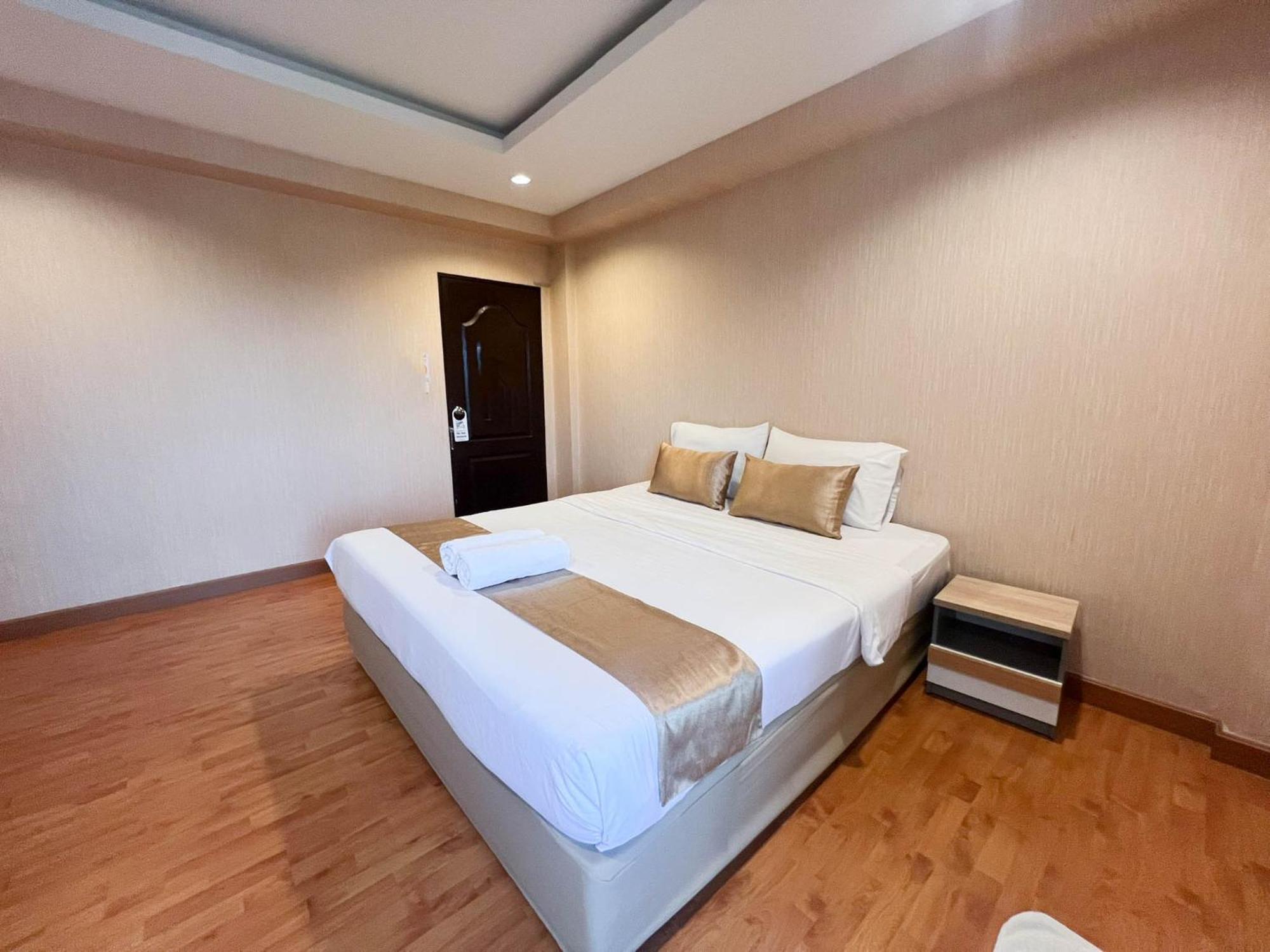 Inspire House Hotel Chiang Mai Exterior foto