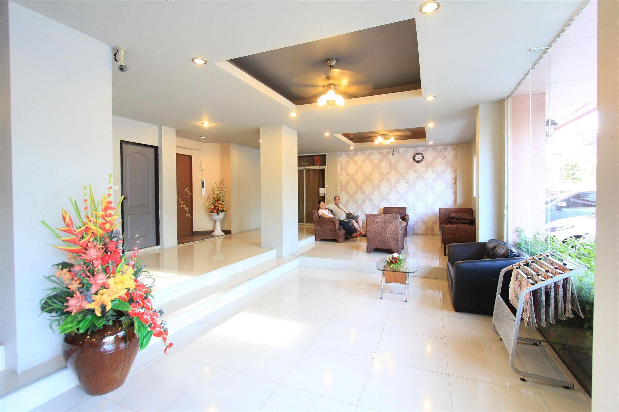 Inspire House Hotel Chiang Mai Exterior foto